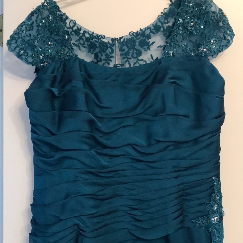 Silk Teal gown by Jade of Jasmine couture size 18